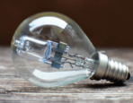 A Quick Guide to Choosing Light Bulbs